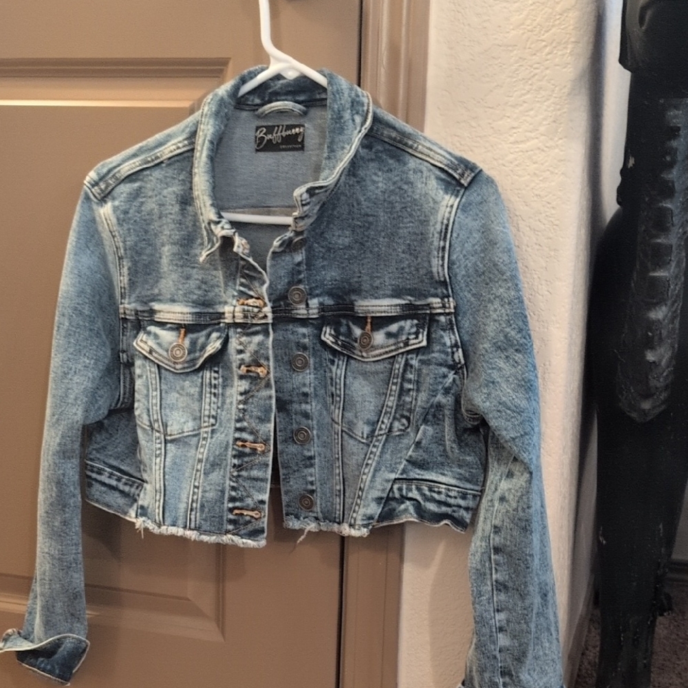 Buffbunny Light Blue Cropped Denim Jacket with Distressed Hem